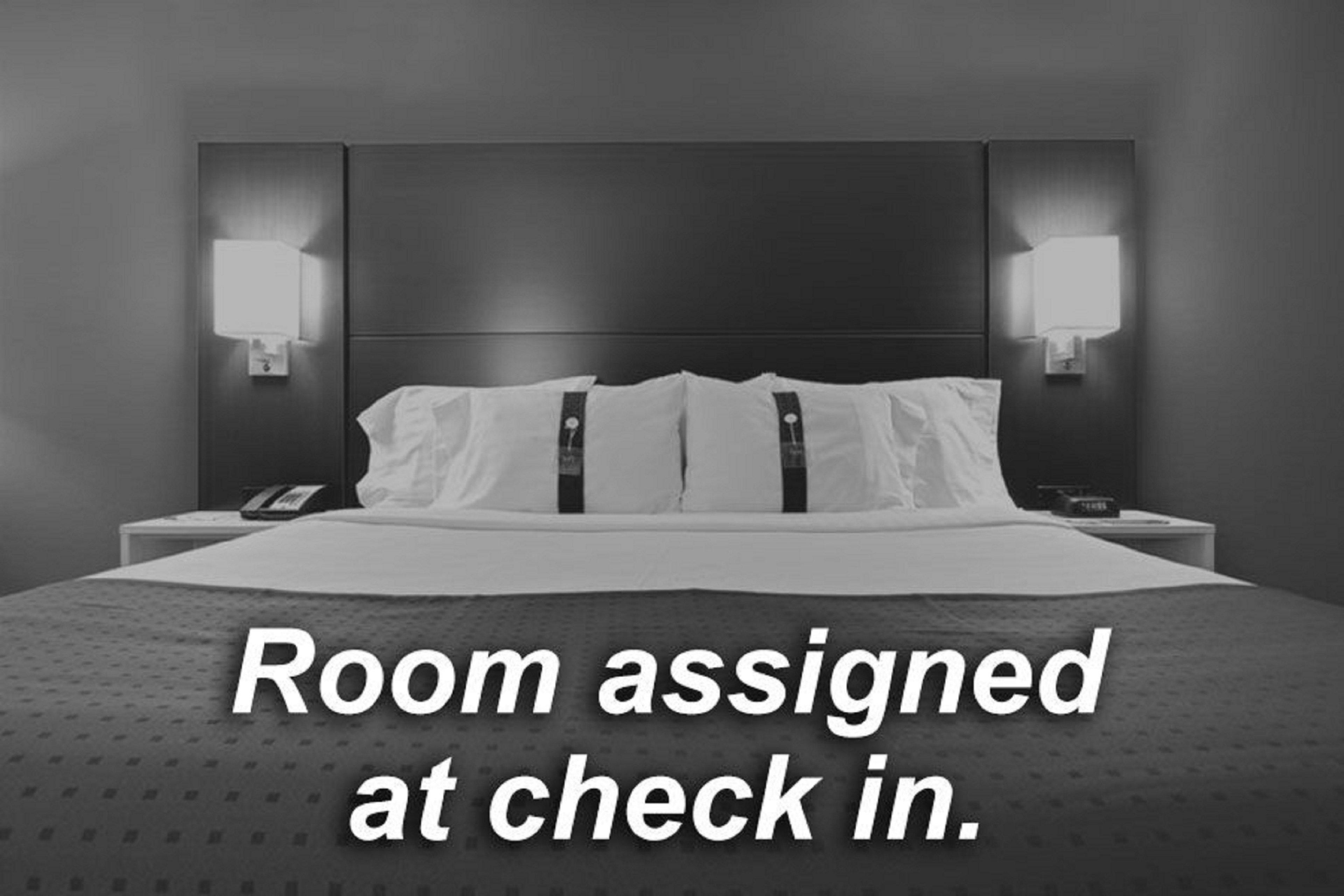 Holiday Inn Express & Suites Springfield By Ihg Exteriör bild