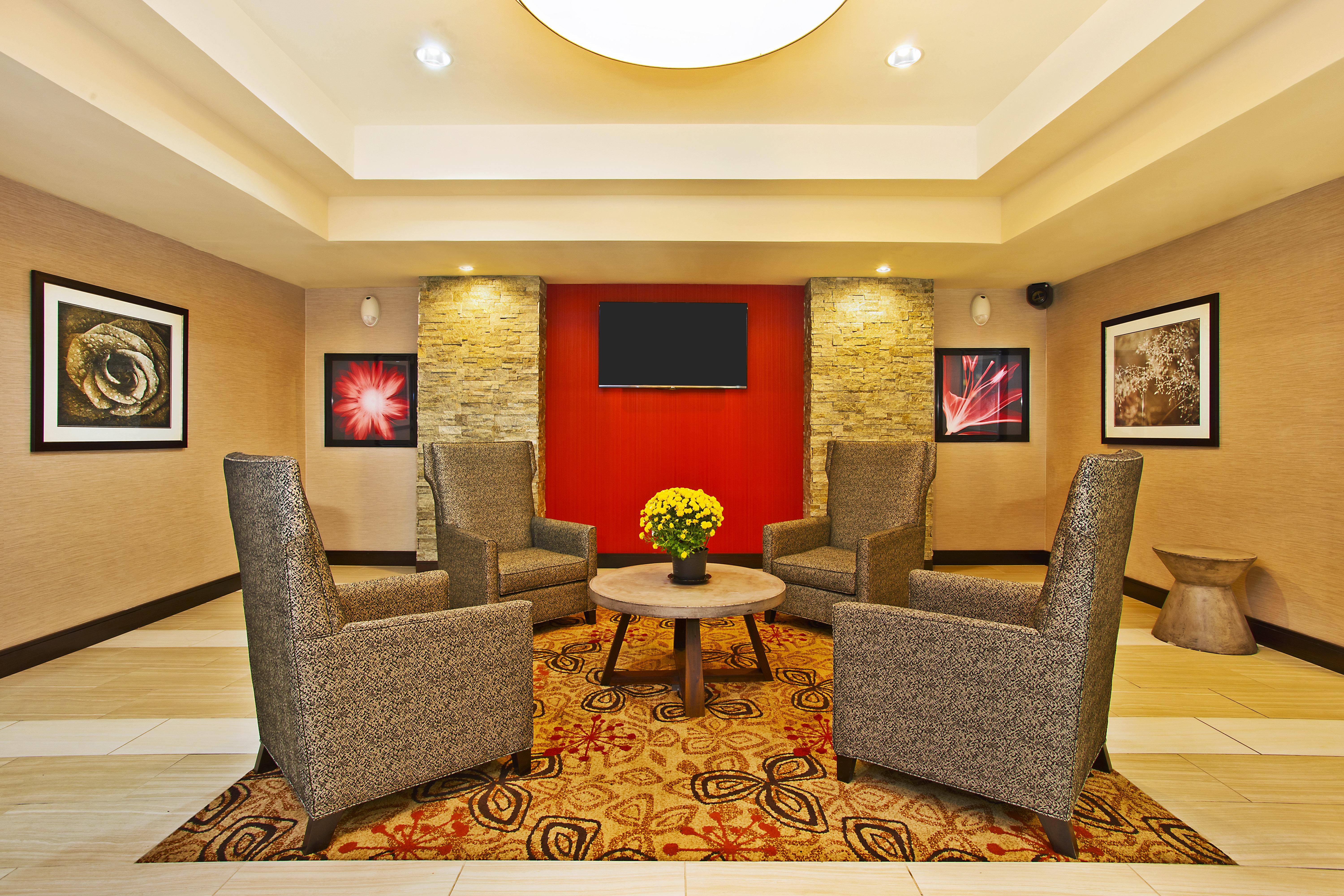 Holiday Inn Express & Suites Springfield By Ihg Exteriör bild